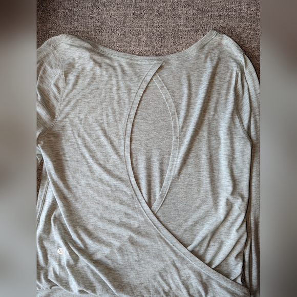 Lululemon Long Sleeve Open Back Shirt - Picture 6 of 7